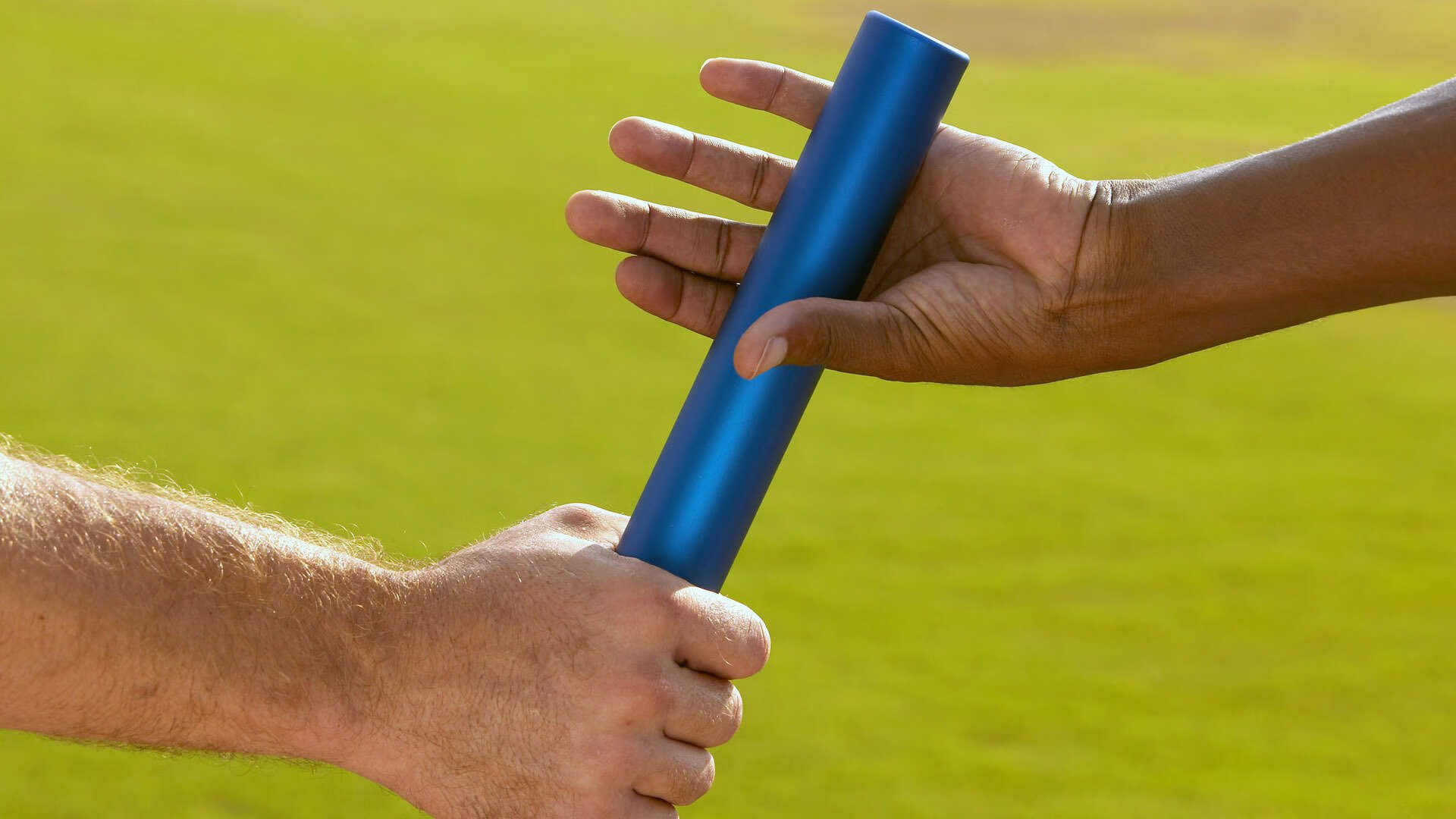 _退役运动员转型：从球场到教练、解说席_，健美运动员席鑫